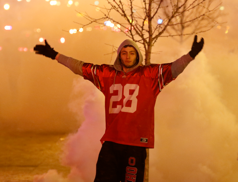 Illustration for article titled Police Use Tear Gas, Pepper Spray To Break Up OSU Celebrations